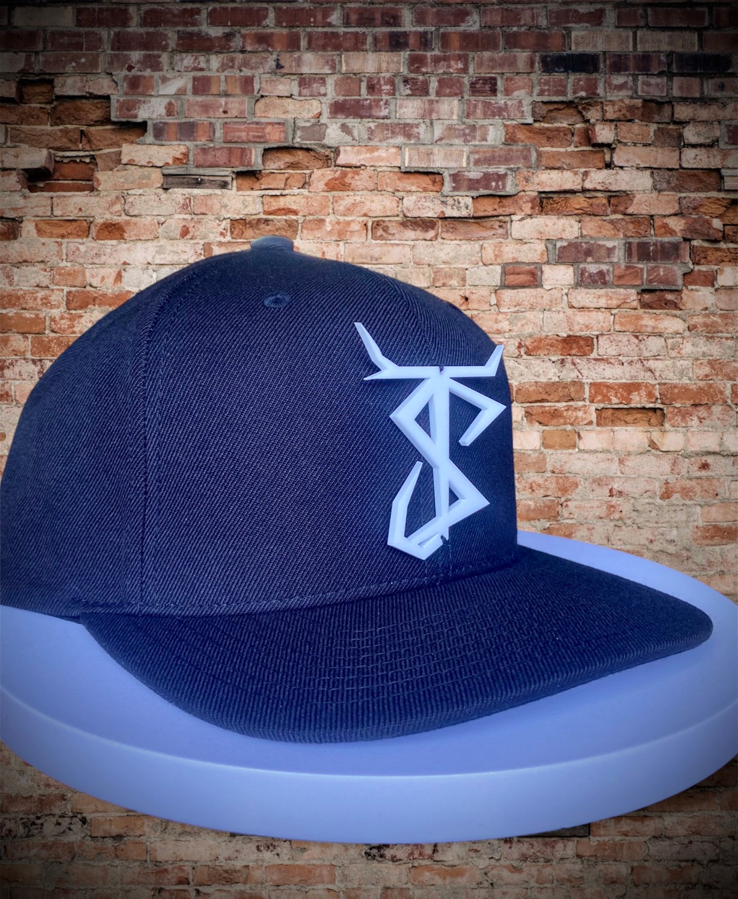 Signature Snapback white logo front